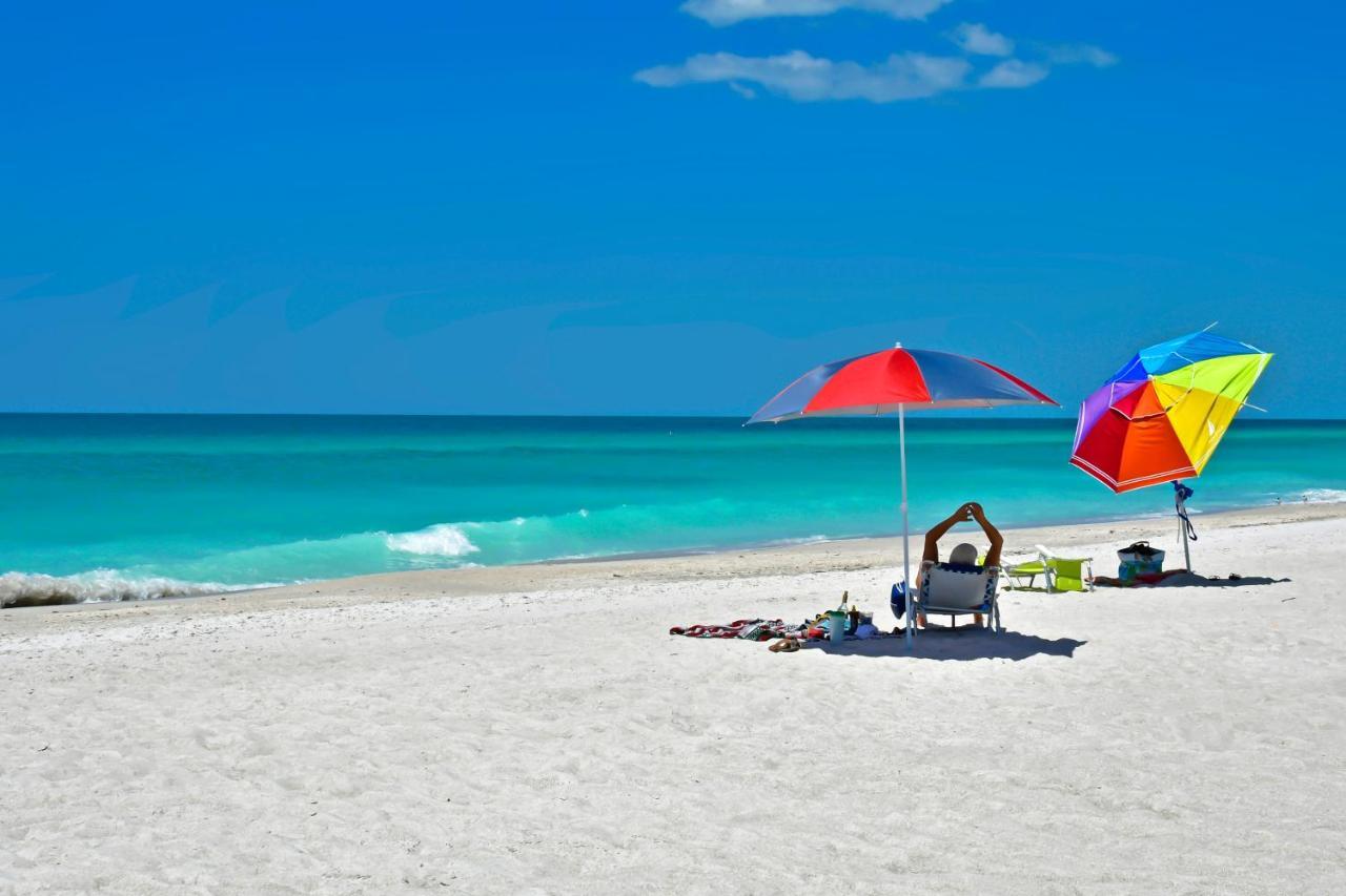 בראדנטון ביץ' Anna Maria Island Beach Waves מראה חיצוני תמונה