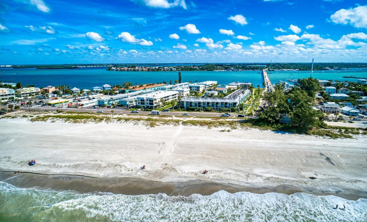 בראדנטון ביץ' Anna Maria Island Beach Waves מראה חיצוני תמונה